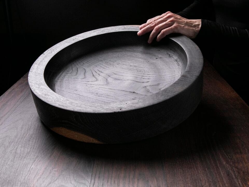 Raven Black Platter A10V81